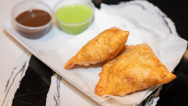 Aloo samosa.