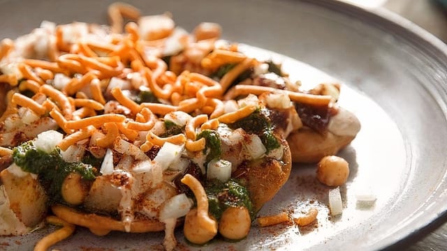 30. Chana papri chaat.