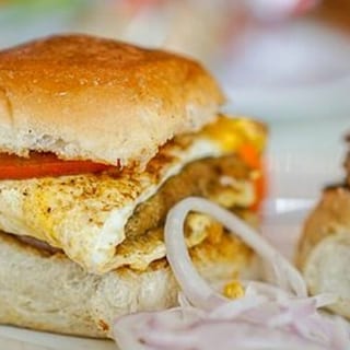 36. Chicken shami bun kebab